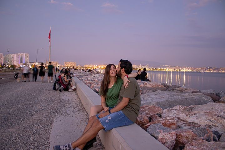 Ve al perfil de Zeki Binici