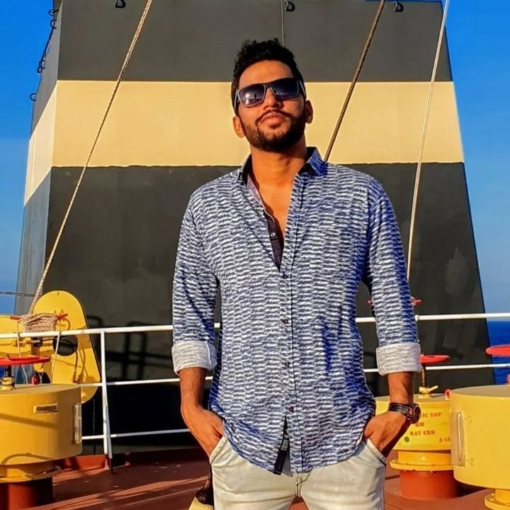 Ve al perfil de Sunny Bhopale