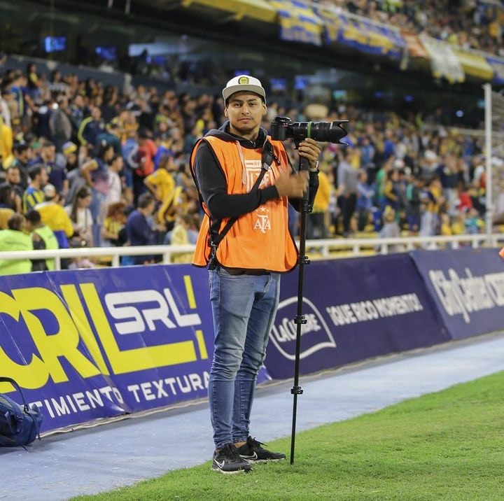 Go to Jonatan Bustos's profile