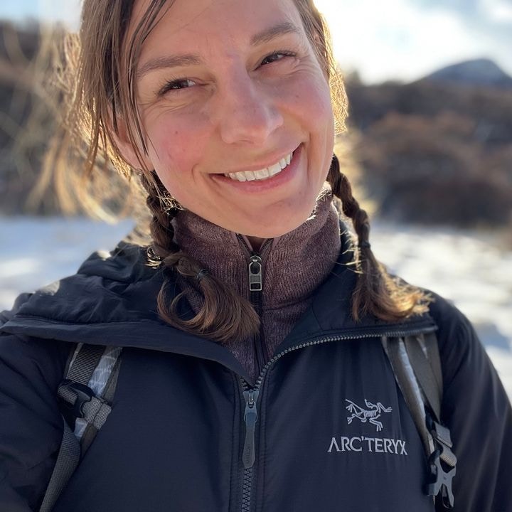 Zum Profil von Athena Harden