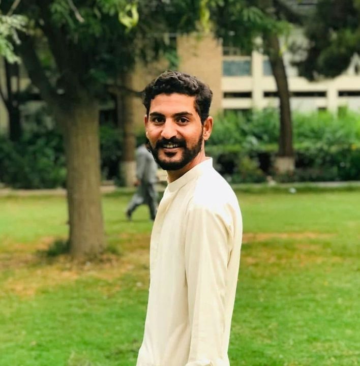 Ve al perfil de Zakria Baloch