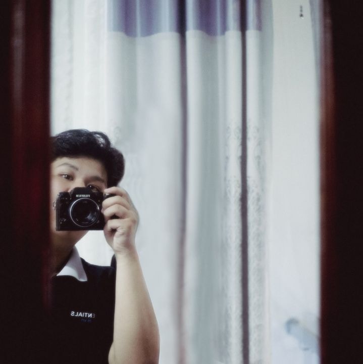 Buka profil Nguyễn Bình