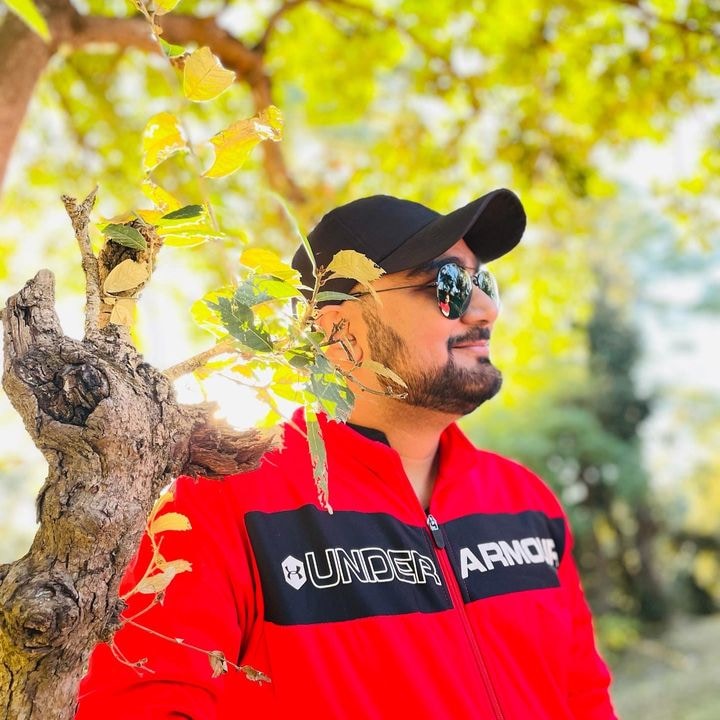 Avatar of user Mayank Girdhar