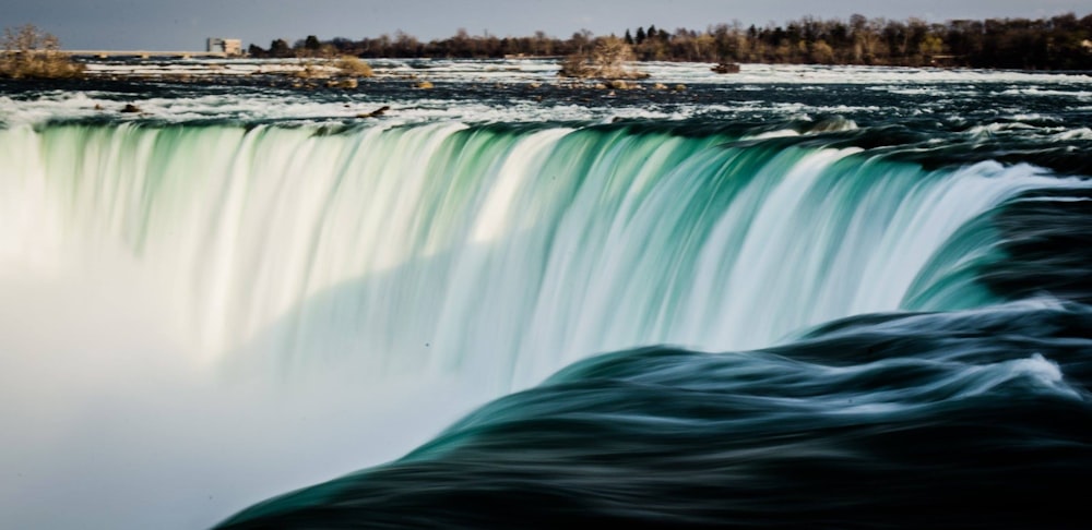 closeup photo of waterfalls