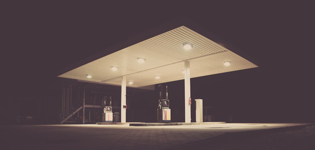 Valero lanza gasolina premium con 93 octanos, pero exige volumen