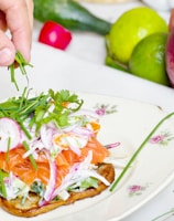 vegetable salad on plate