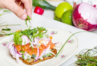 vegetable salad on plate