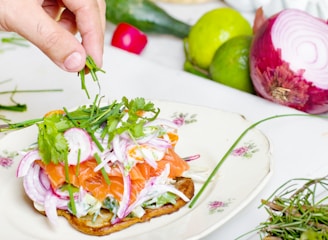 vegetable salad on plate
