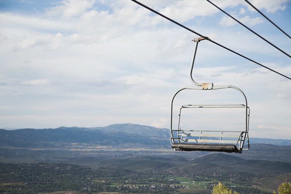 close up photo of cable cart