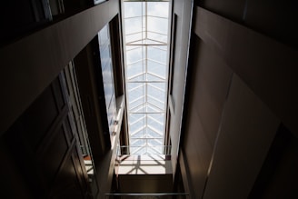 Interior view of a bright room expanded by Bouwkracht Zeeland, featuring natural light from the new dakkapel.