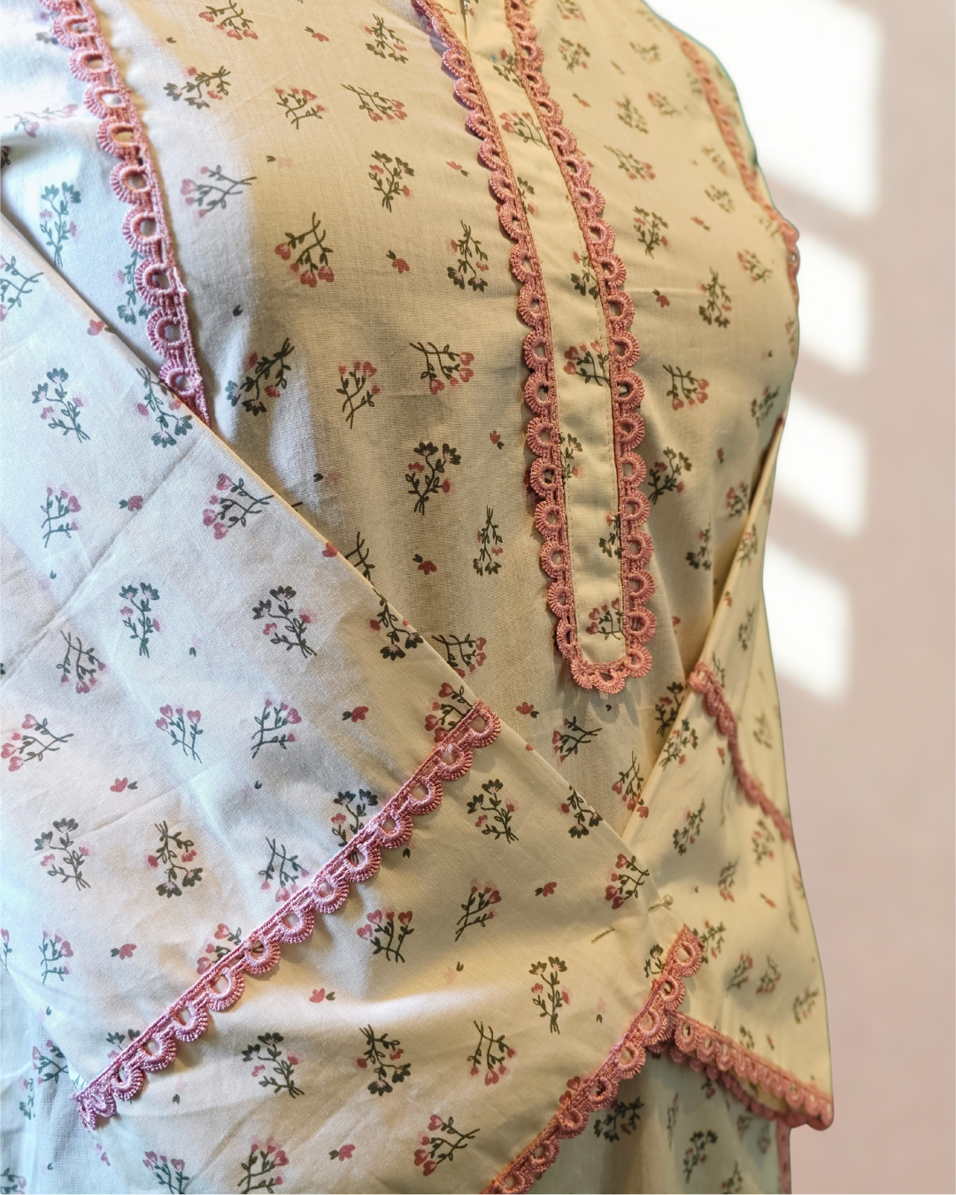 Thumbnail 3 of Off-White Floral Kurta with Pink Lace Trim