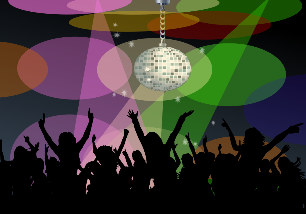 Foule en silhouette dansant sous une boule disco