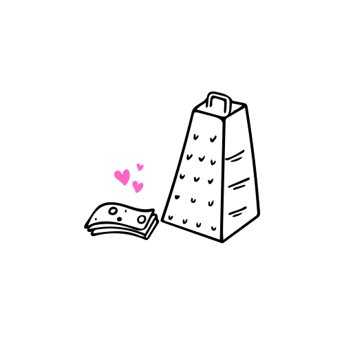 Rallador de queso con rodajas de queso y corazones